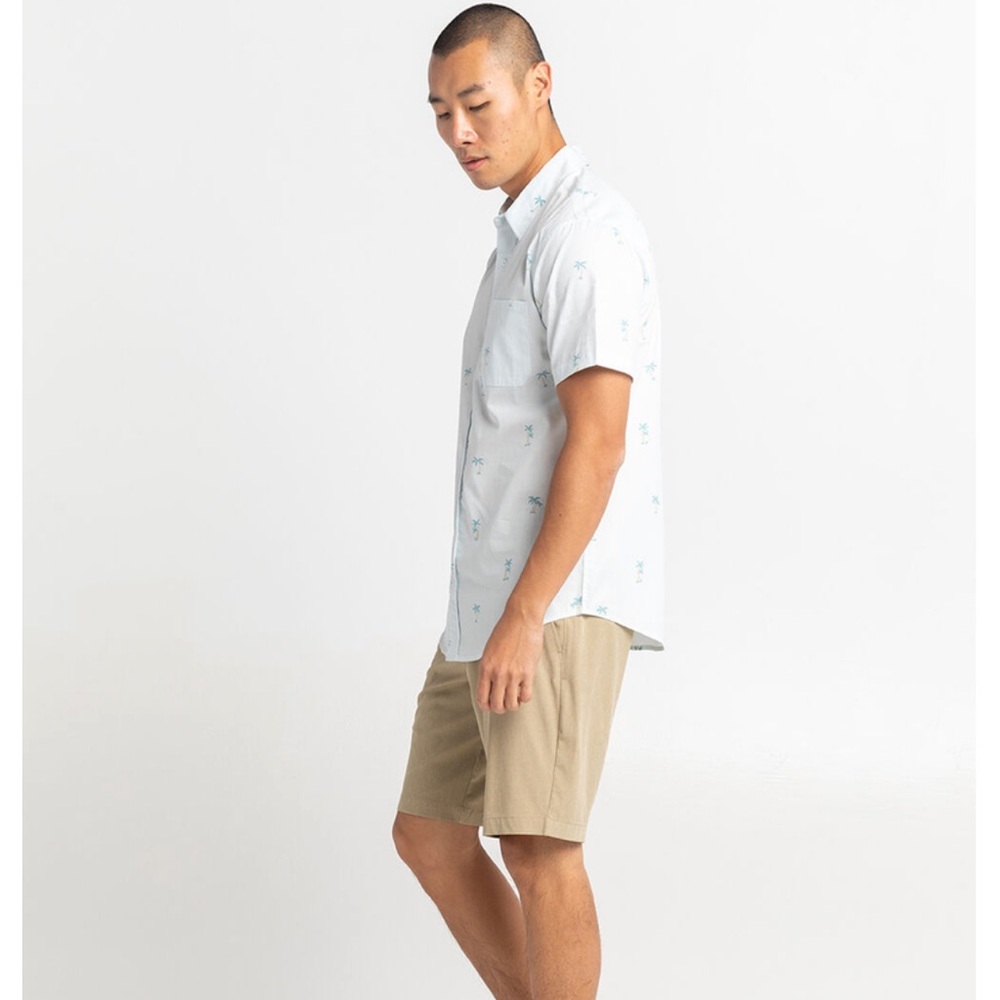 RSQ Men’s Hybrid Khaki Shorts
